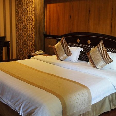 Interpark Hotel Olongapo Ngoại thất bức ảnh